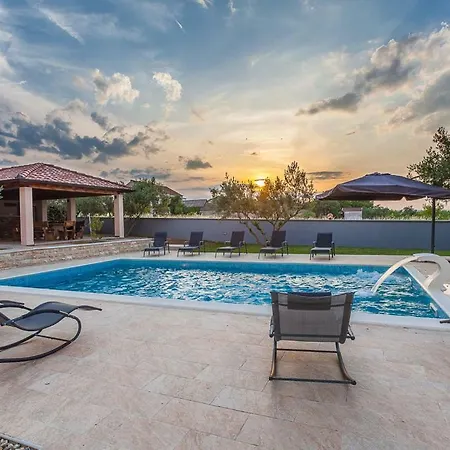 Ana Villa Biograd na Moru