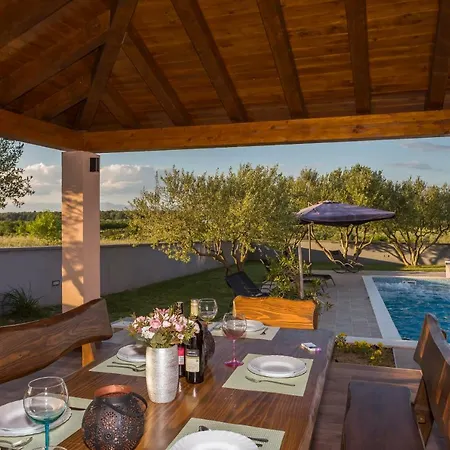 Ana Villa Biograd na Moru
